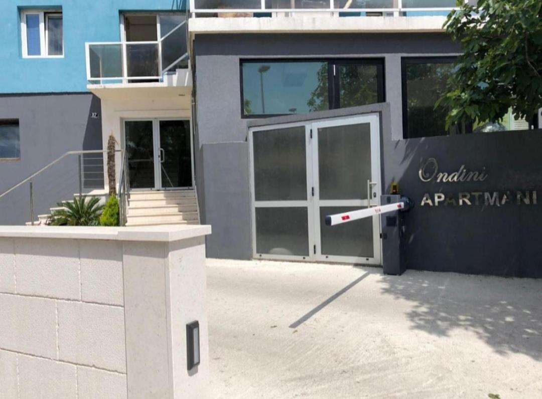 Ensuite Stay Rooms Spalato Esterno foto