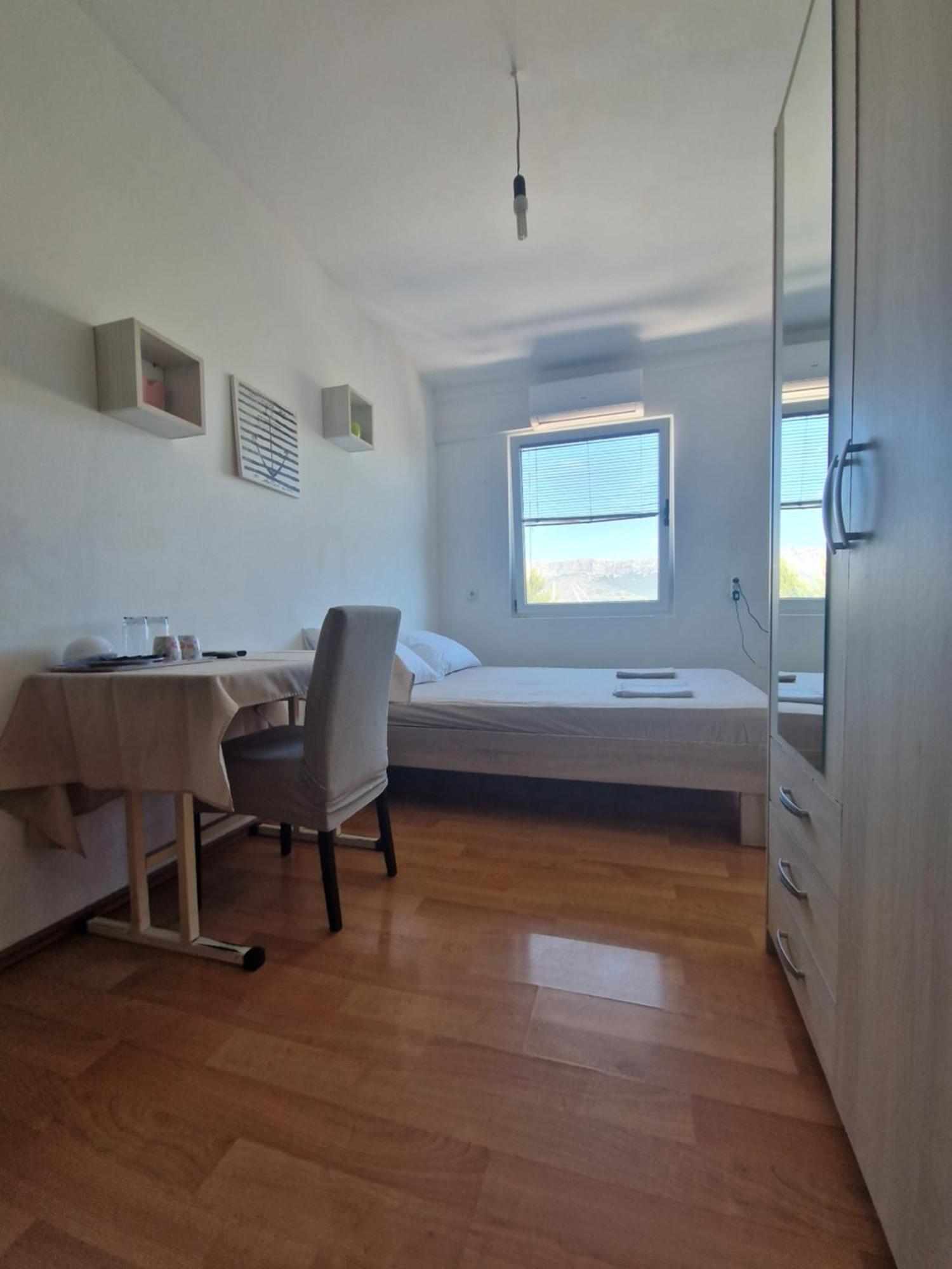 Ensuite Stay Rooms Spalato Esterno foto